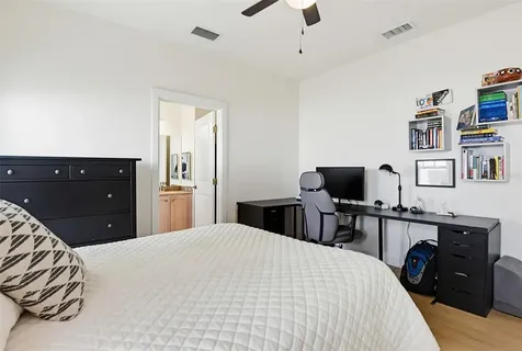 915 Maple Street New Smyrna Beach FL 32169