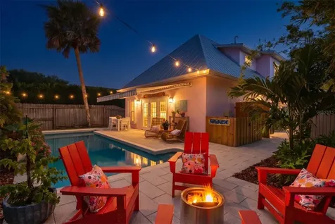 915 Maple Street New Smyrna Beach FL 32169