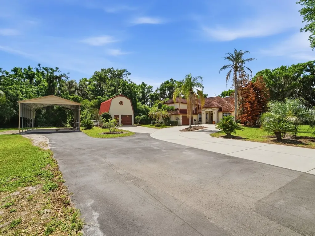 1031 Mellathon Circle Leesburg FL 34748
