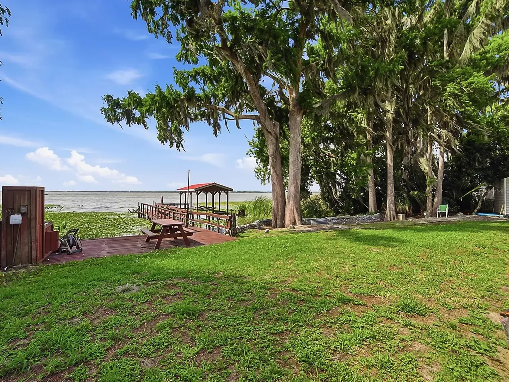 1031 Mellathon Circle Leesburg FL 34748