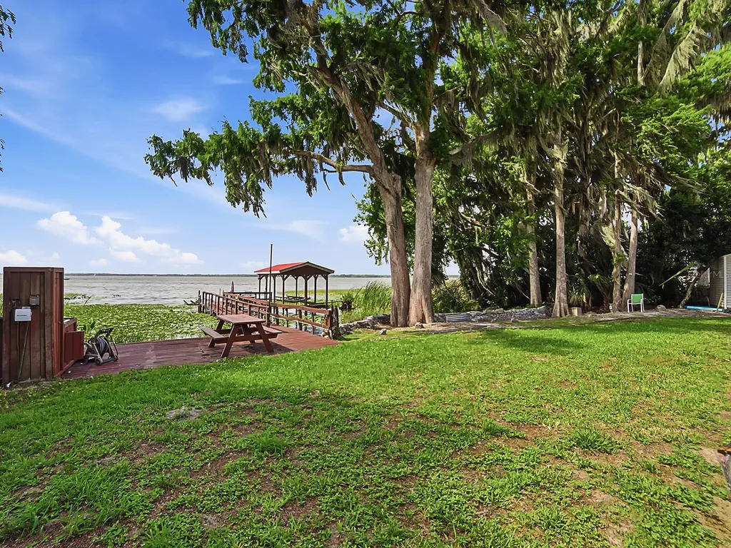 1031 Mellathon Circle Leesburg FL 34748