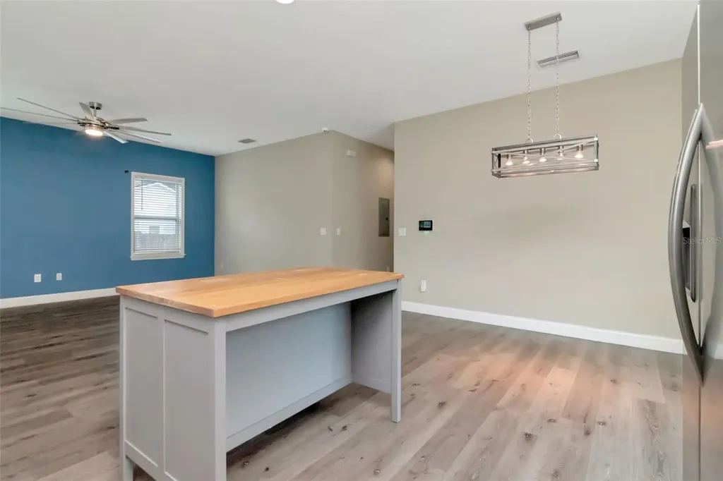 3403 N Garrison Street Tampa FL 33619