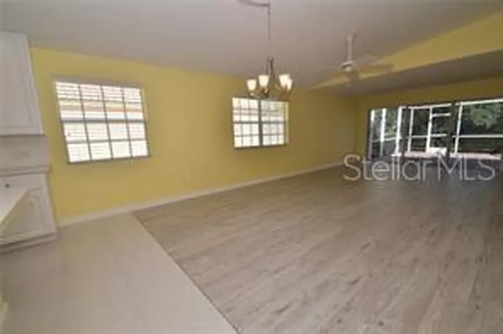 8004 Camminare Drive Sarasota FL 34238