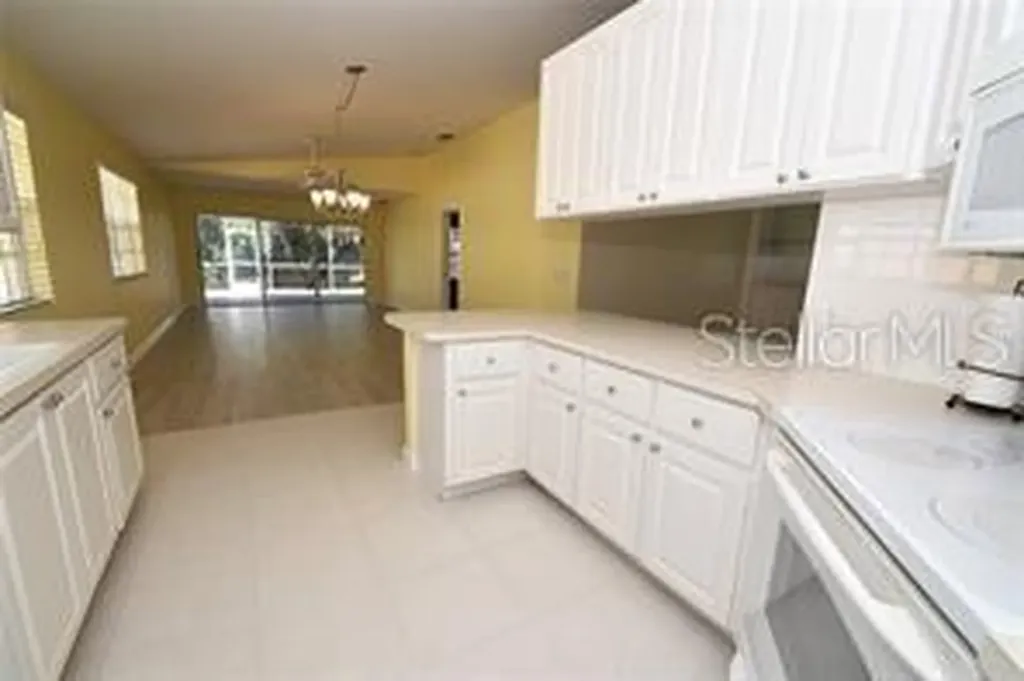 8004 Camminare Drive Sarasota FL 34238