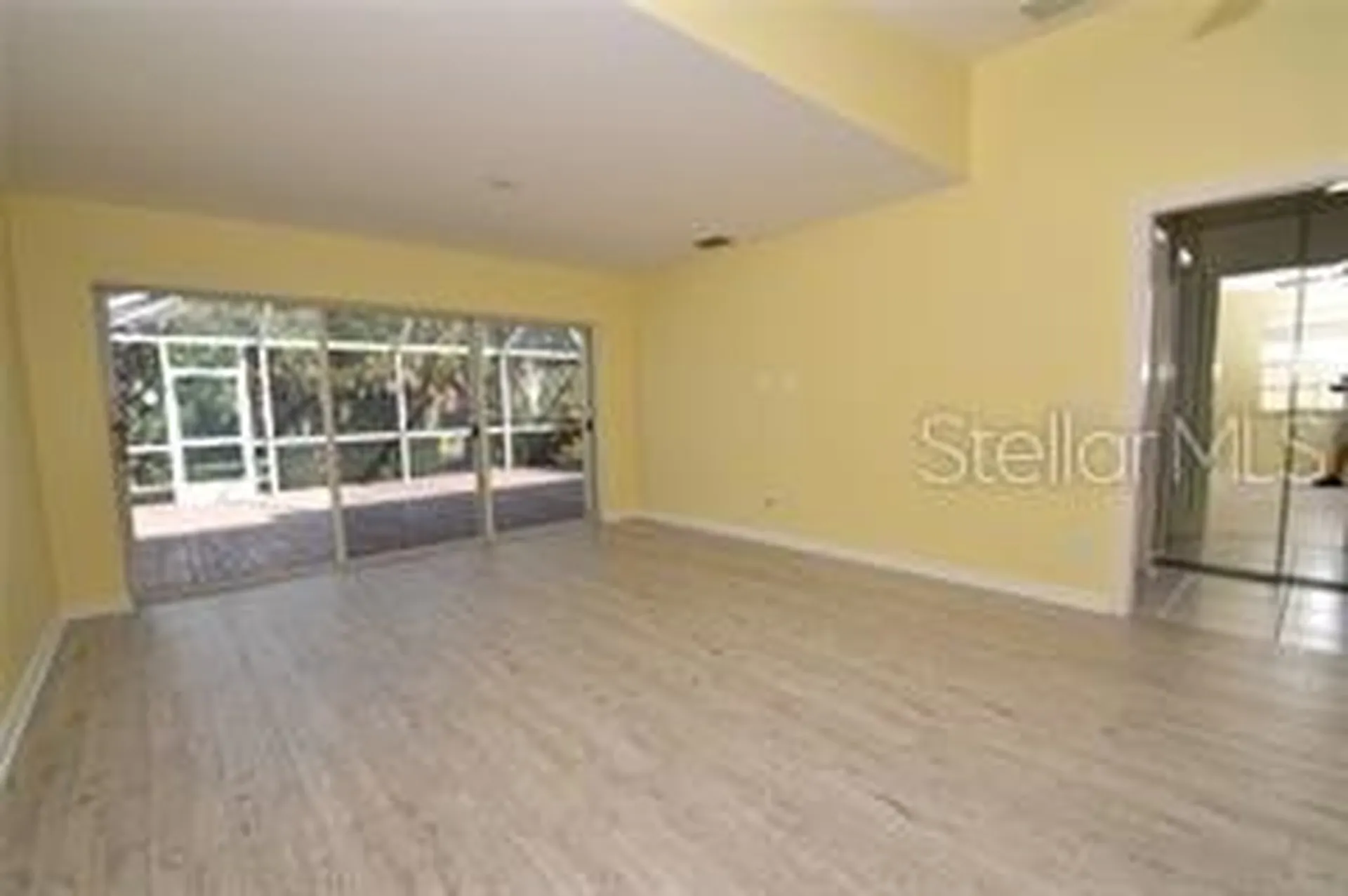 8004 Camminare Drive Sarasota FL 34238