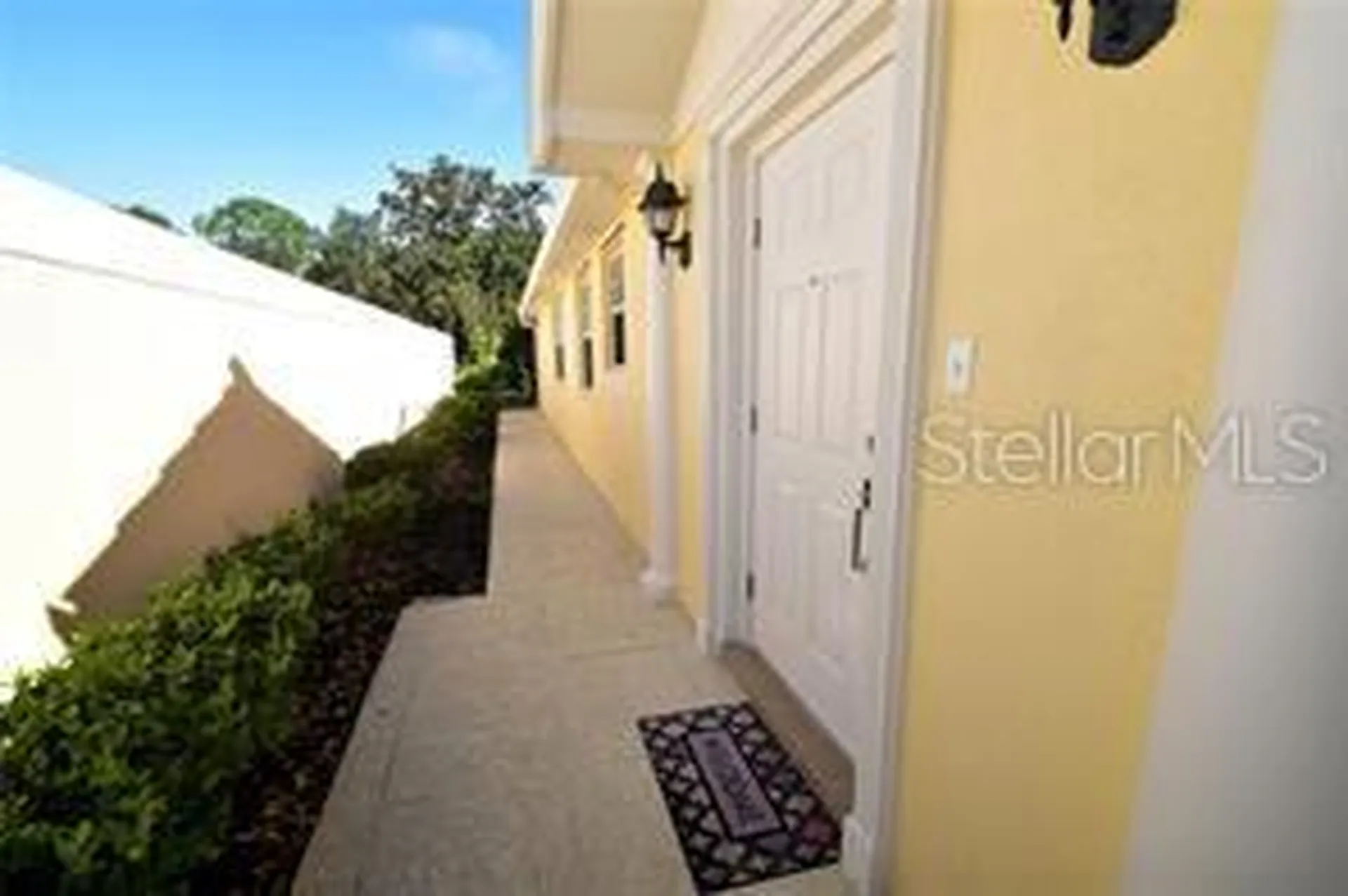 8004 Camminare Drive Sarasota FL 34238