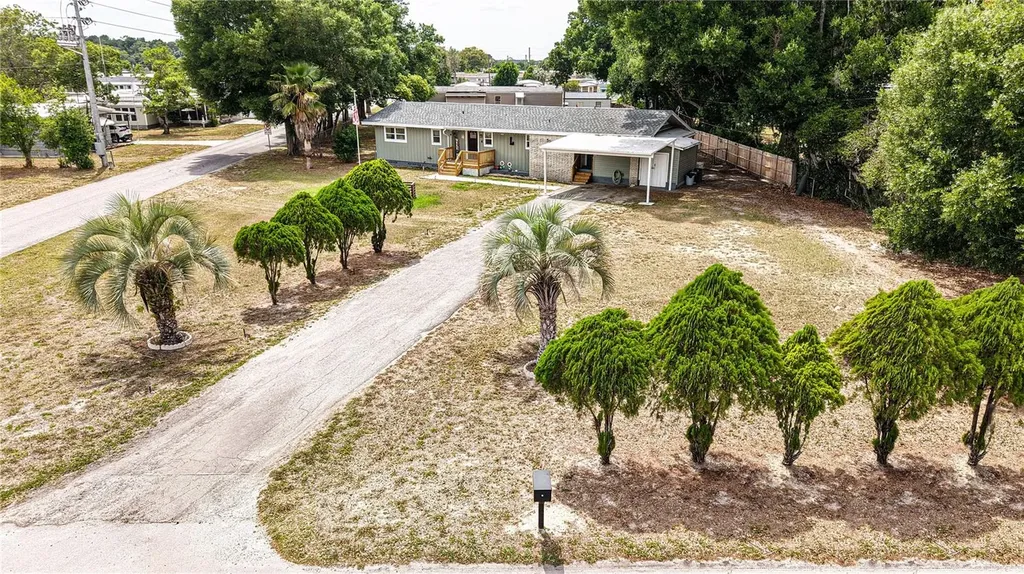 5233 Hill Drive Zephyrhills FL 33542