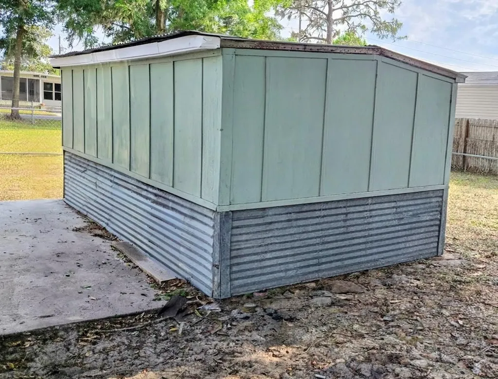 5233 Hill Drive Zephyrhills FL 33542