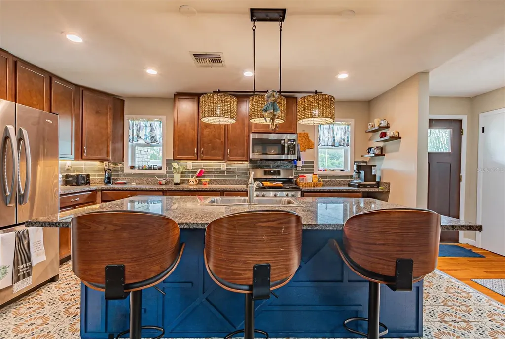 5233 Hill Drive Zephyrhills FL 33542