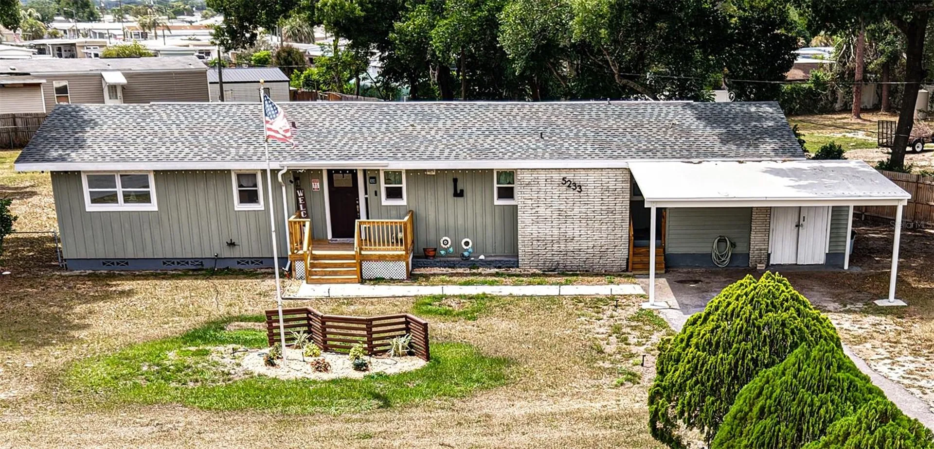5233 Hill Drive Zephyrhills FL 33542