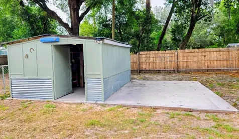 5233 Hill Drive Zephyrhills FL 33542