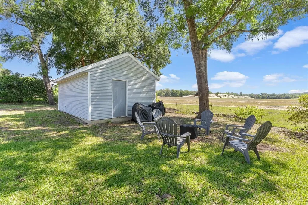 1027 Urico Golf Road Lady Lake FL 32159