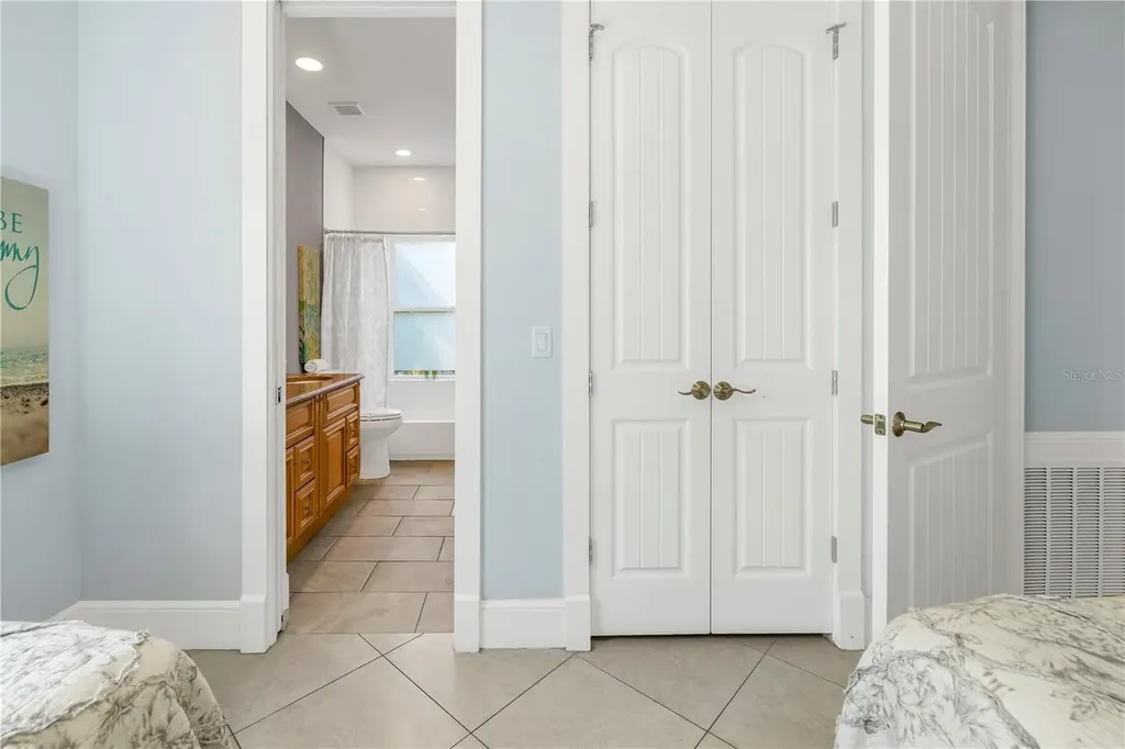 105 4th Street S Bradenton Beach FL 34217