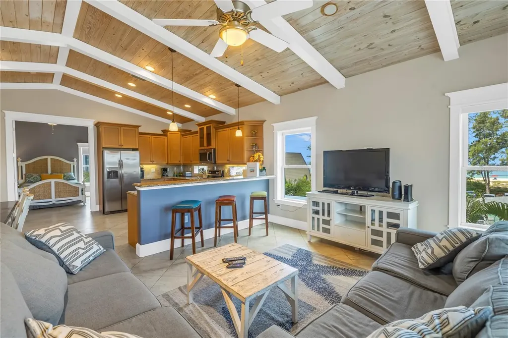 105 4th Street S Bradenton Beach FL 34217