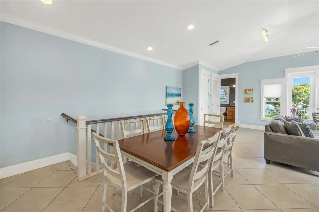 105 4th Street S Bradenton Beach FL 34217