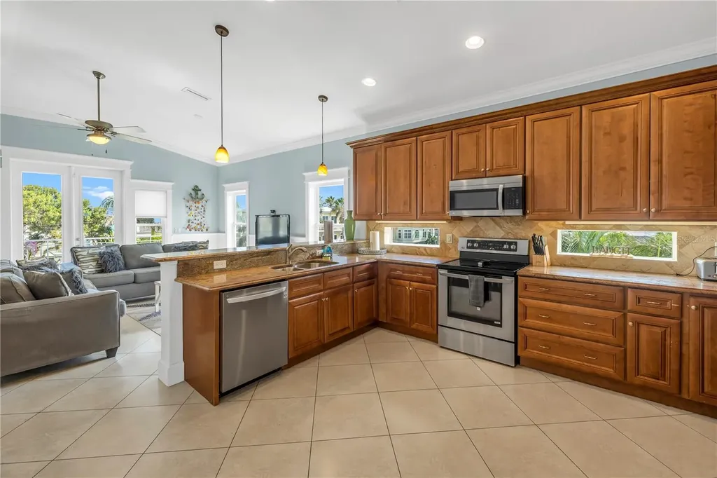 105 4th Street S Bradenton Beach FL 34217