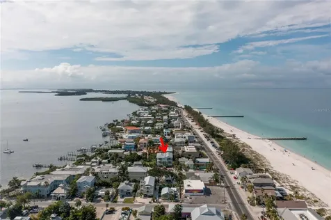 105 4th Street S Bradenton Beach FL 34217