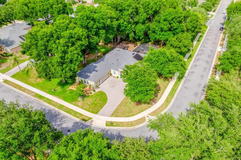 2407 Parkside Meadow Drive Apopka FL 32712