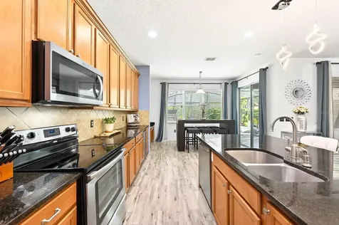 2407 Parkside Meadow Drive Apopka FL 32712