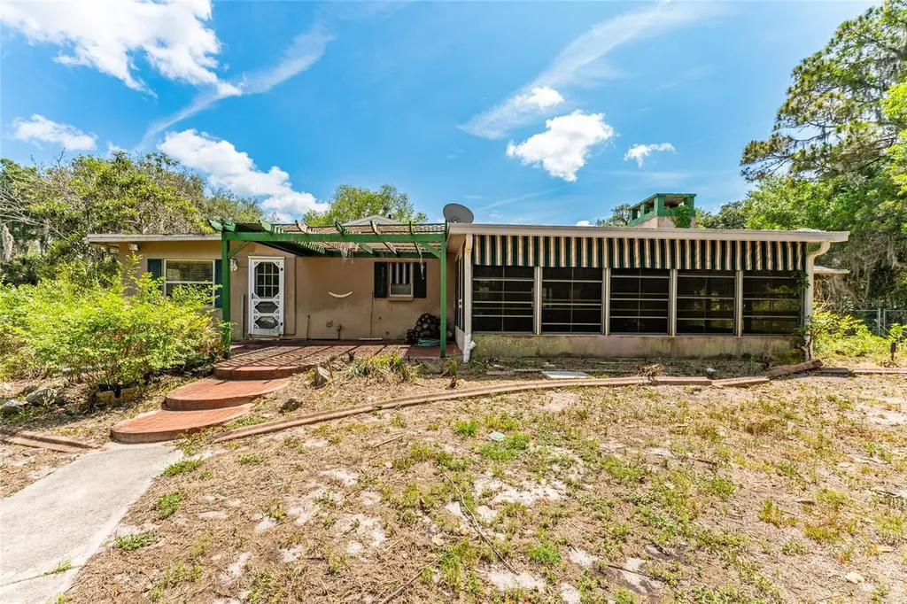 927 S Val Drive Inverness FL 34450