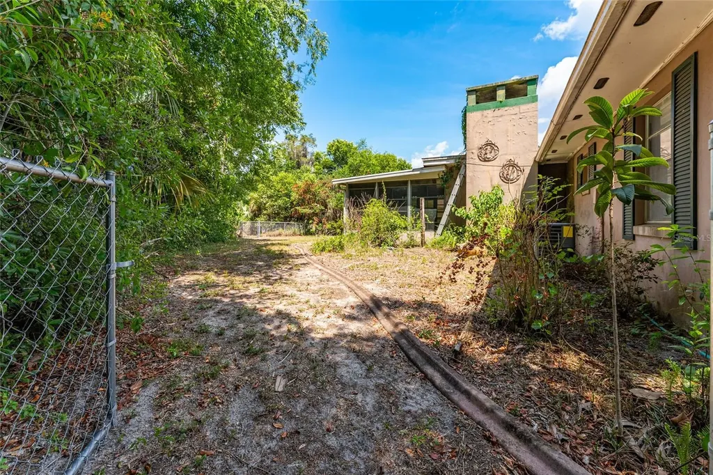 927 S Val Drive Inverness FL 34450