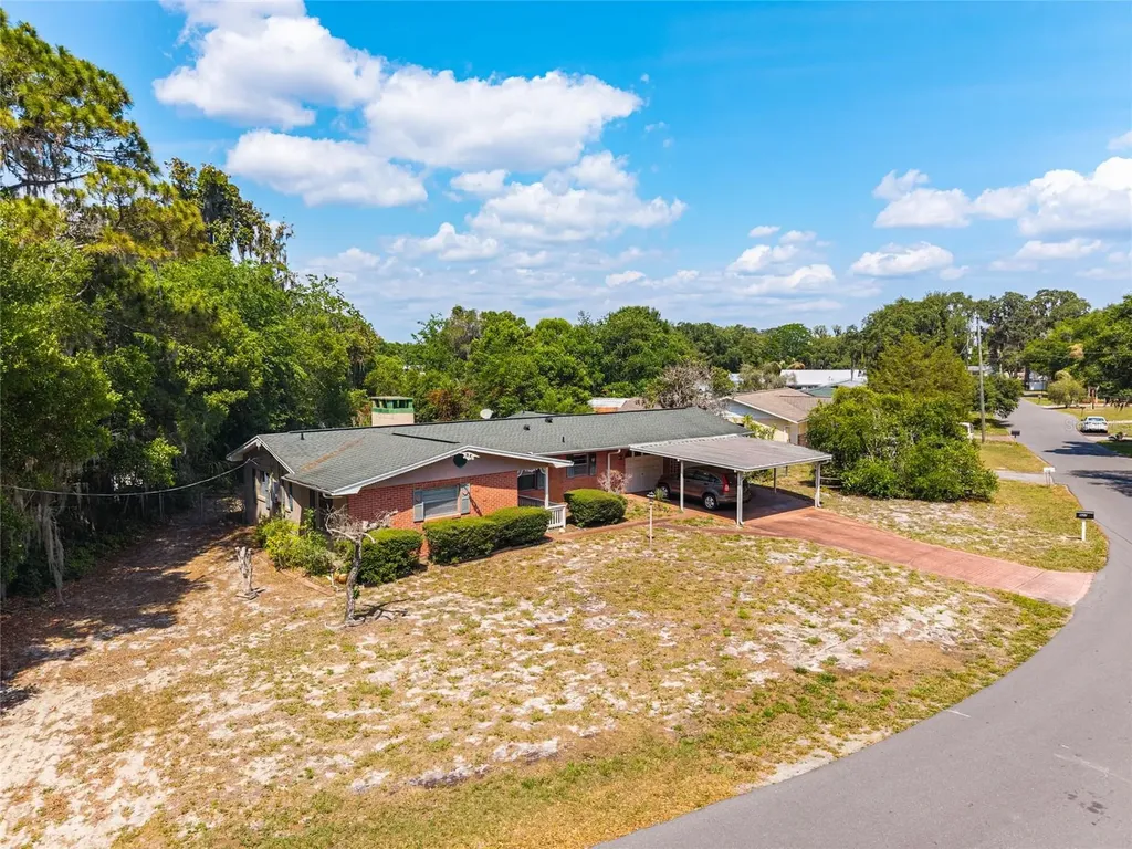 927 S Val Drive Inverness FL 34450