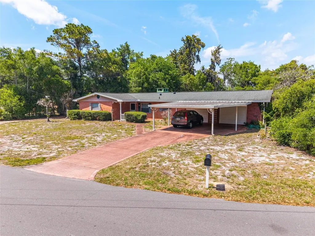 927 S Val Drive Inverness FL 34450
