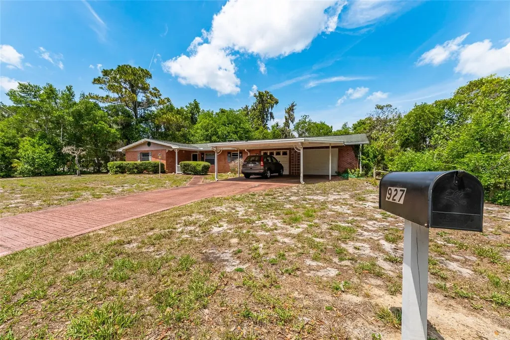 927 S Val Drive Inverness FL 34450