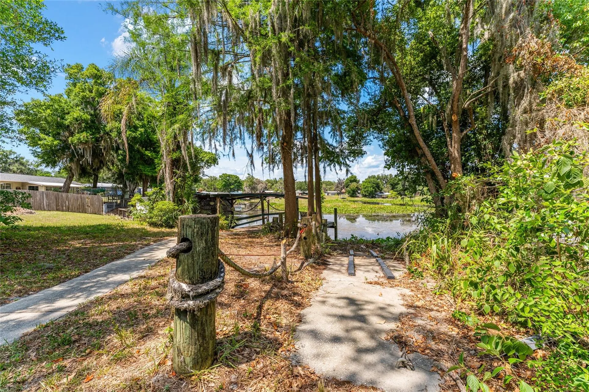 927 S Val Drive Inverness FL 34450