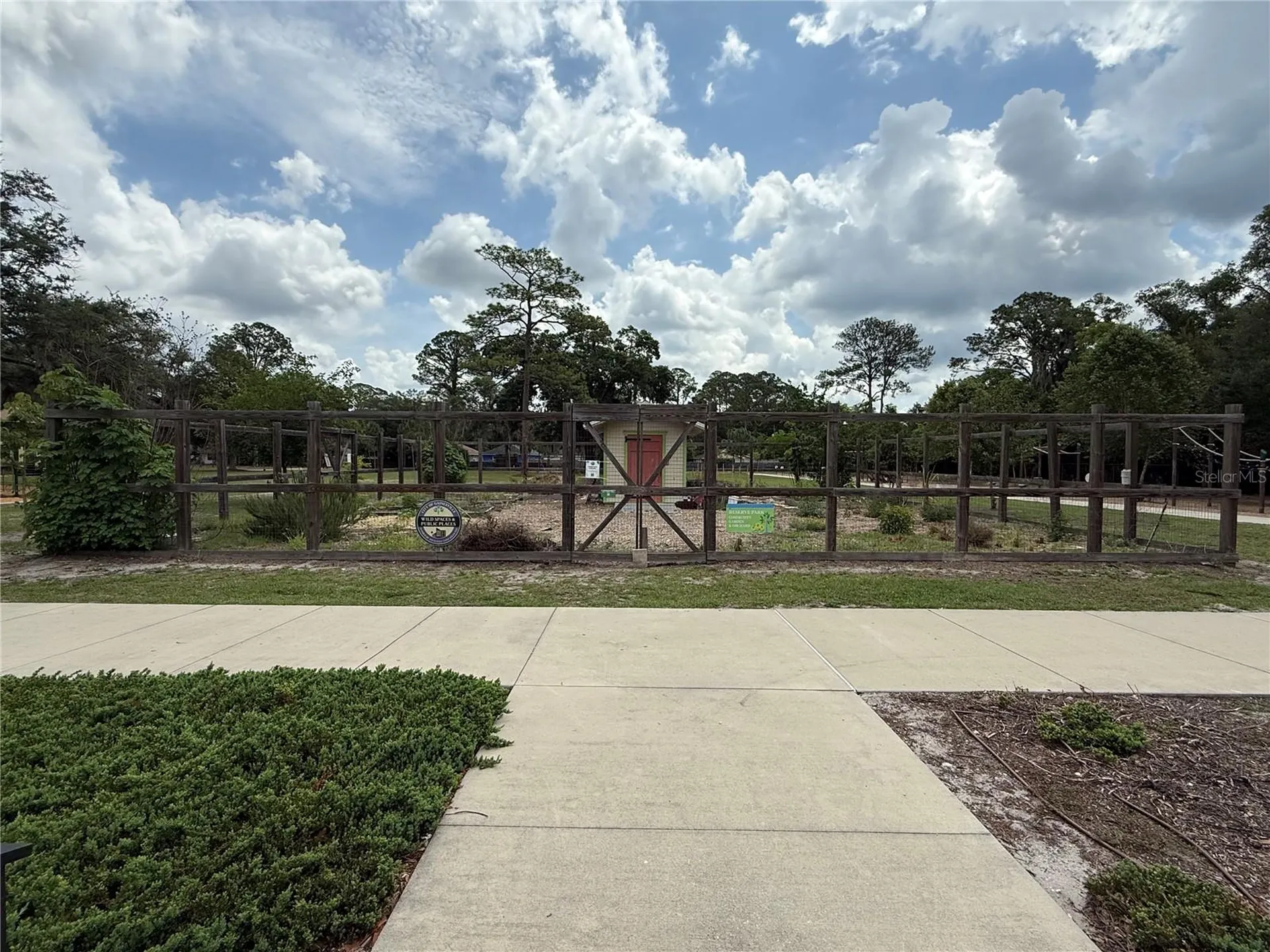 NE 8th Avenue Gainesville FL 32601