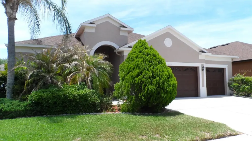 1029 Millebourne Way Wesley Chapel FL 33543