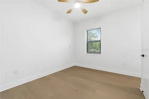 1090 Main Street Safety Harbor FL 34695
