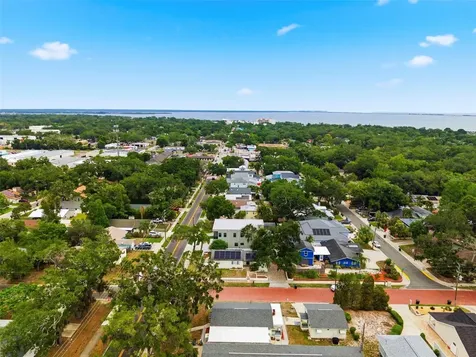 1090 Main Street Safety Harbor FL 34695