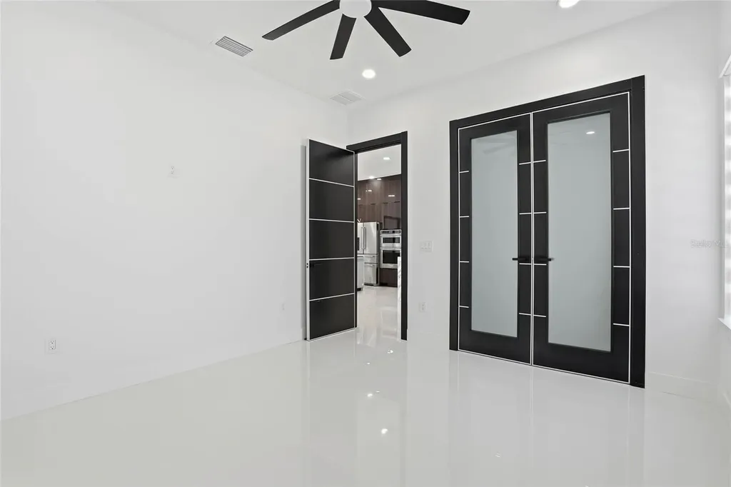 7013 N Clearview Avenue Tampa FL 33614