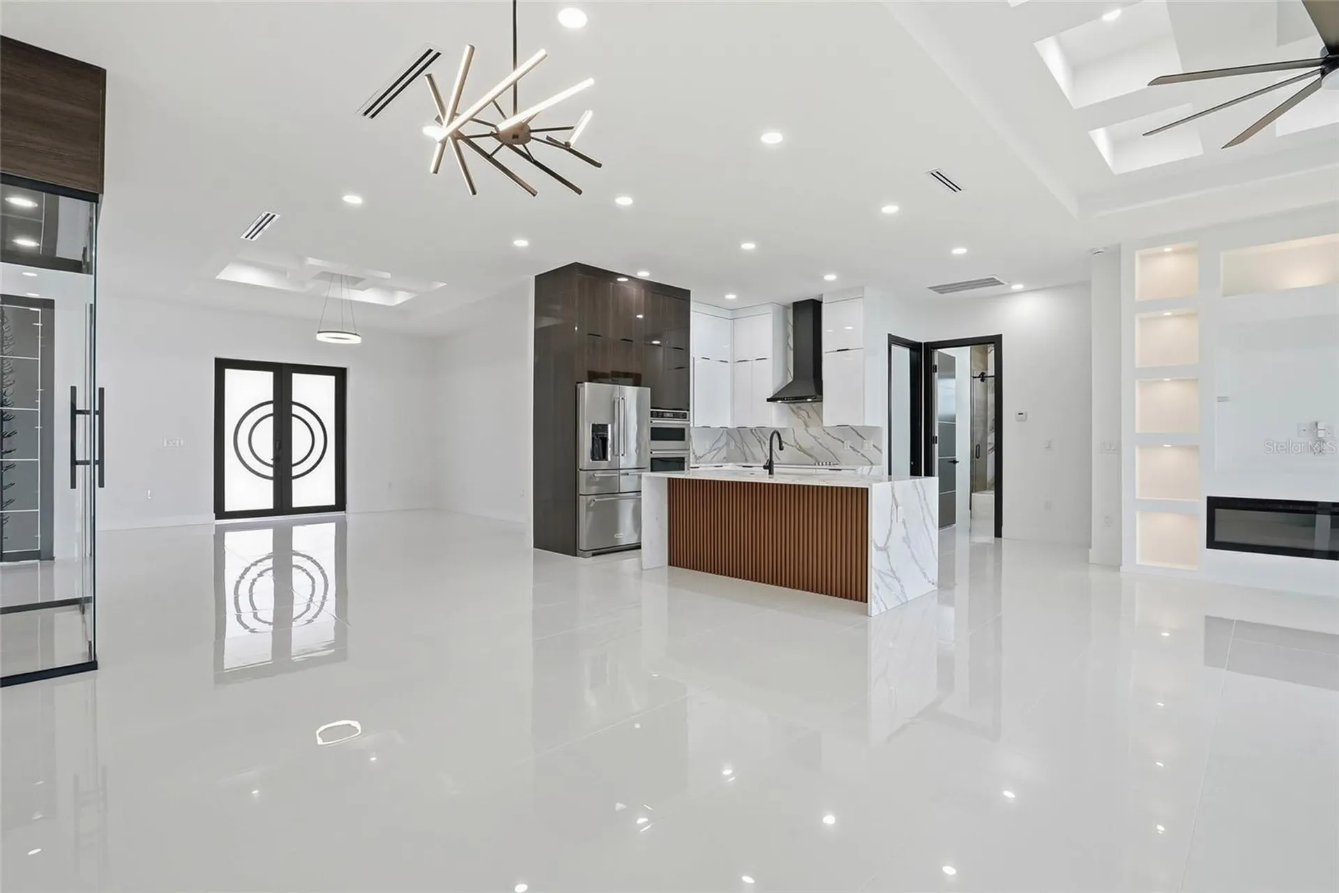 7013 N Clearview Avenue Tampa FL 33614
