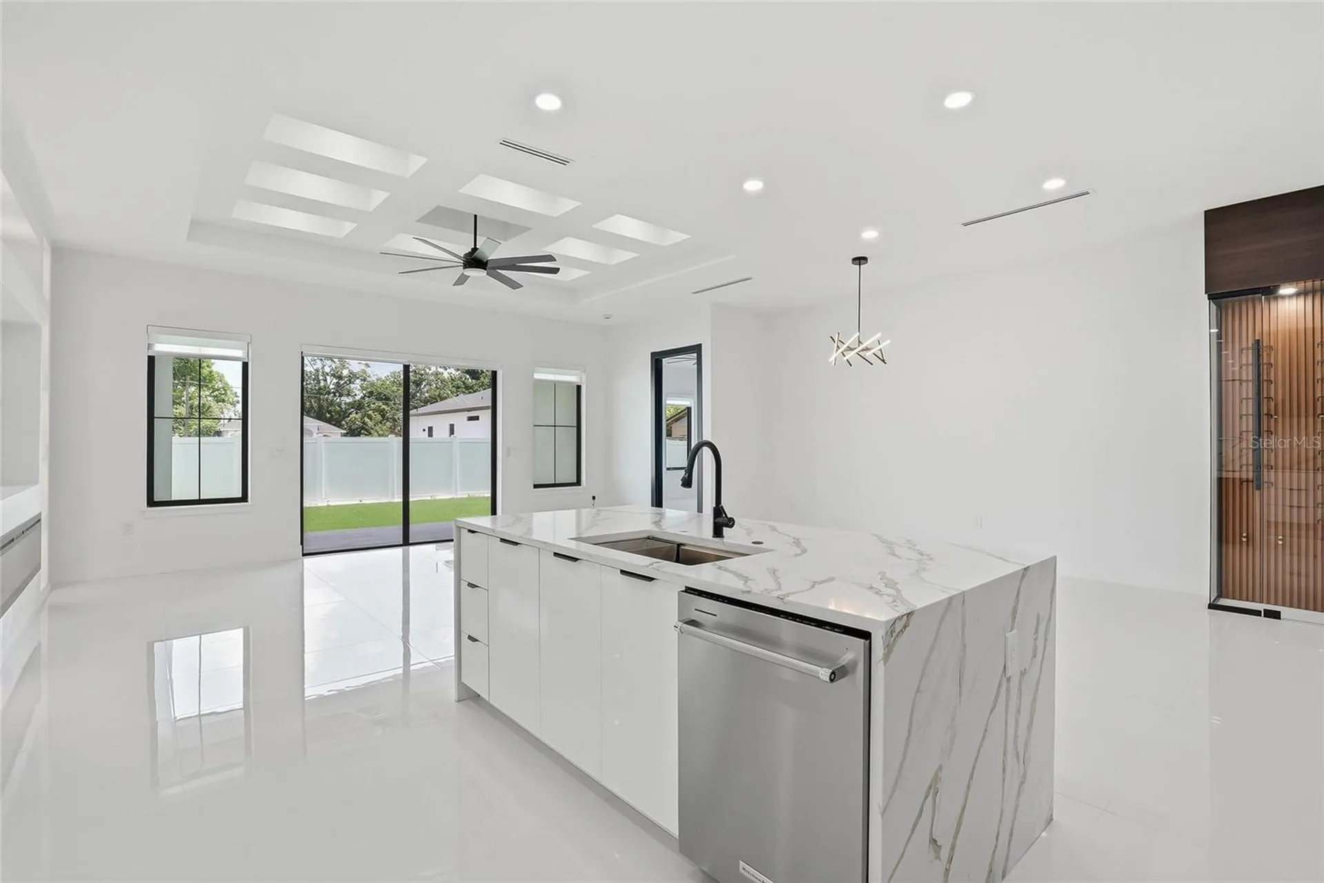 7013 N Clearview Avenue Tampa FL 33614