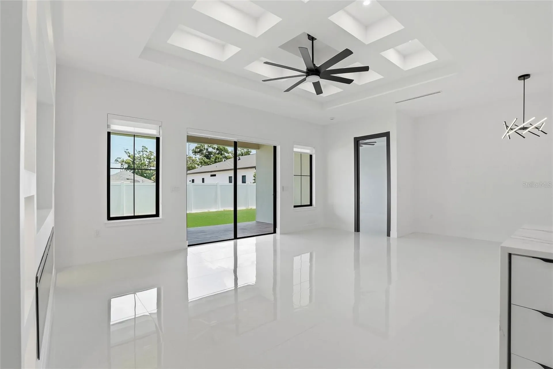 7013 N Clearview Avenue Tampa FL 33614