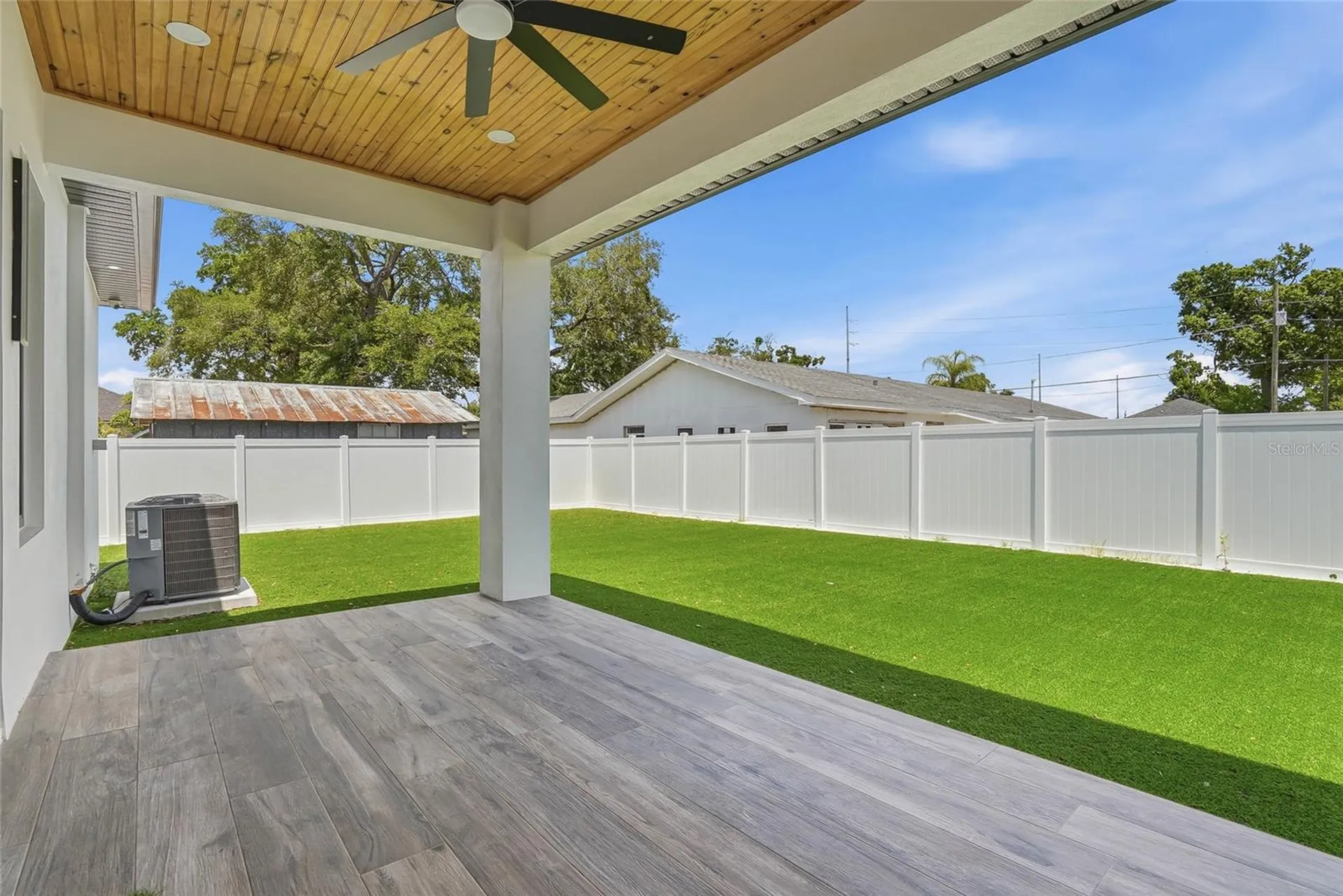 7013 N Clearview Avenue Tampa FL 33614