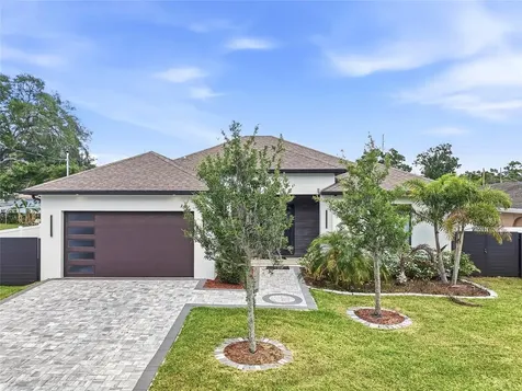 7013 N Clearview Avenue Tampa FL 33614