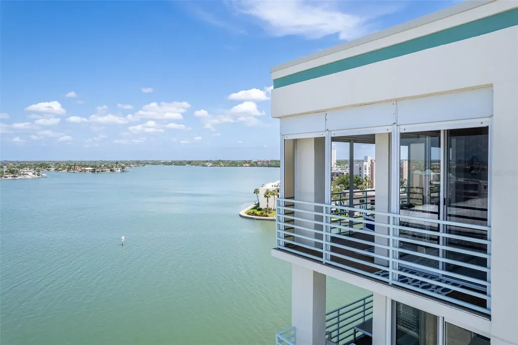 7963 Sailboat Key Boulevard S South Pasadena FL 33707