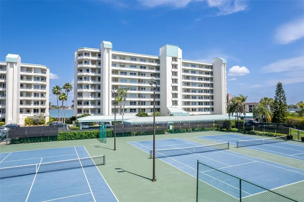 7963 Sailboat Key Boulevard S South Pasadena FL 33707