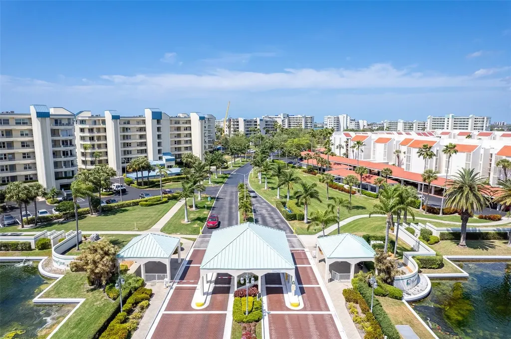 7963 Sailboat Key Boulevard S South Pasadena FL 33707