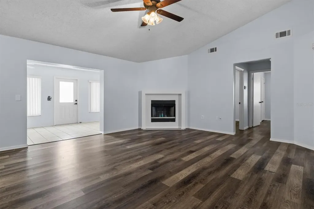 8 Saint Kitts Circle Winter Haven FL 33884