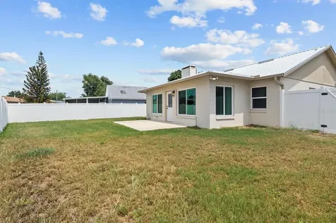 8 Saint Kitts Circle Winter Haven FL 33884