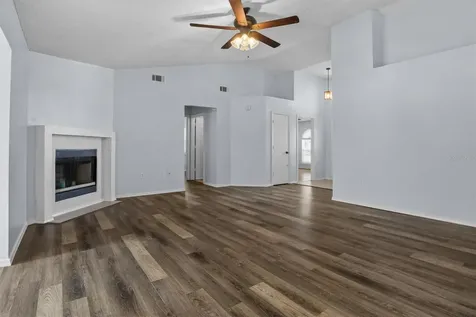 8 Saint Kitts Circle Winter Haven FL 33884