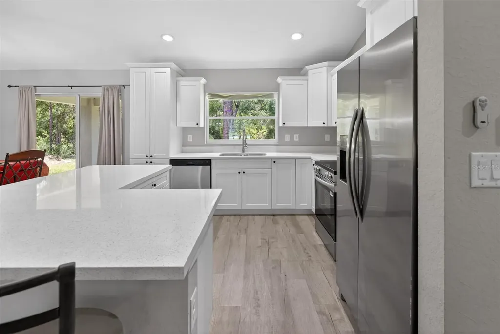 12 Guava Terrace Radial Ocklawaha FL 32179