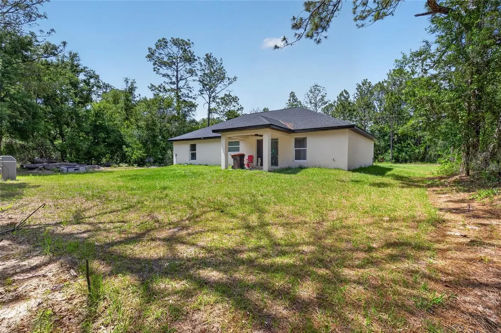 12 Guava Terrace Radial Ocklawaha FL 32179