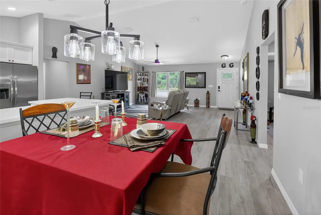 12 Guava Terrace Radial Ocklawaha FL 32179