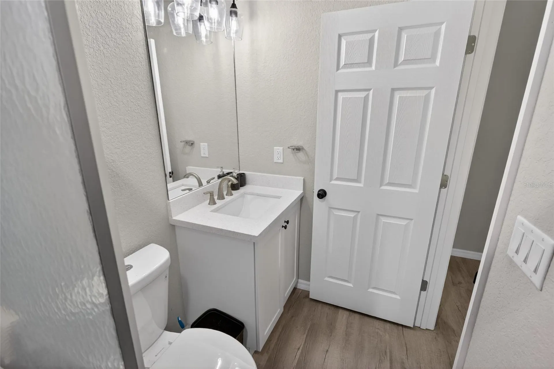12 Guava Terrace Radial Ocklawaha FL 32179