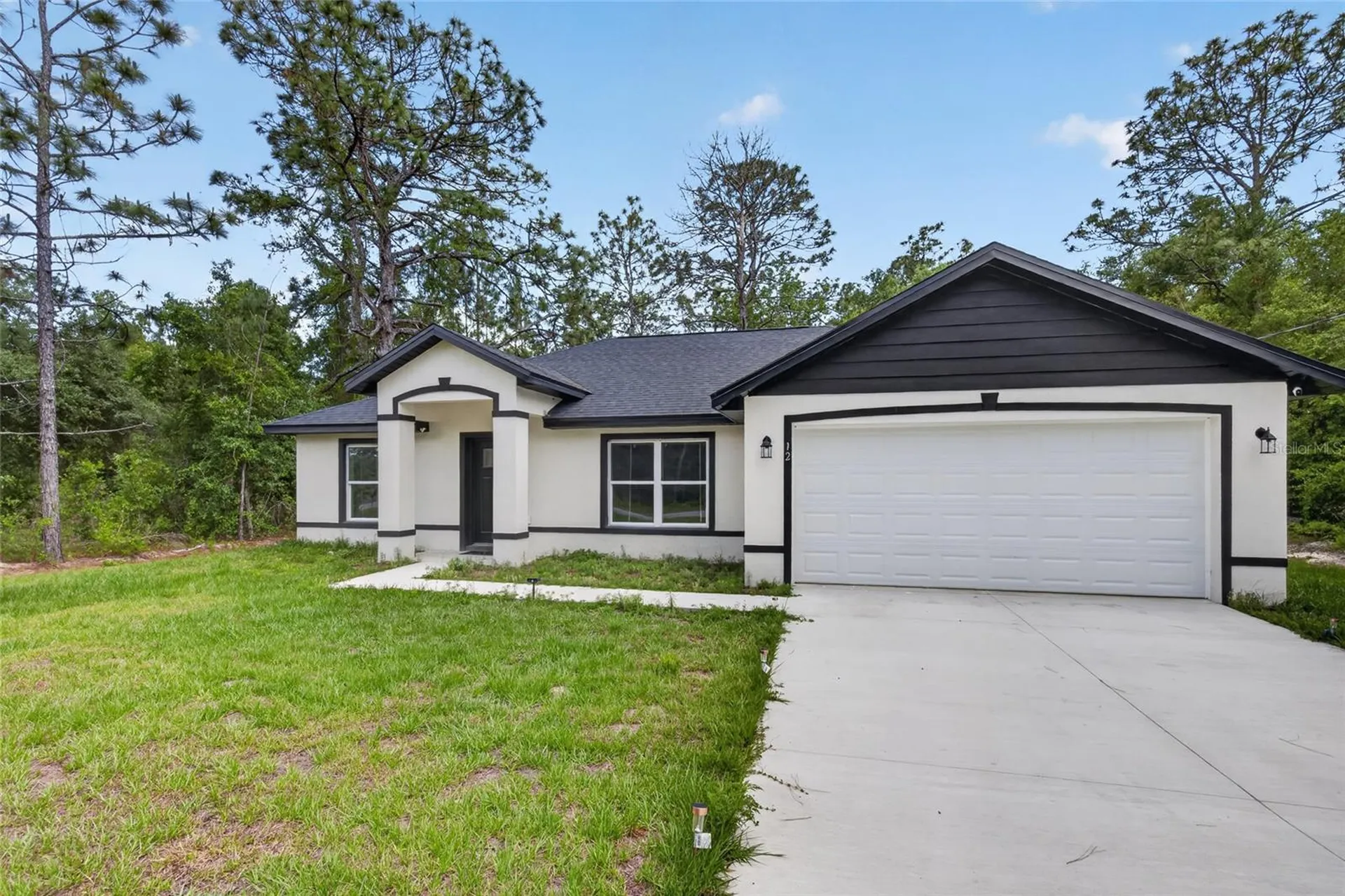 12 Guava Terrace Radial Ocklawaha FL 32179